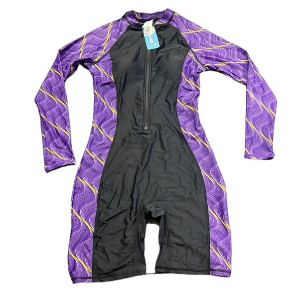 Halcurt Womens Boyleg One Piece
Rashguard surf Swimsuit UPF50 Front ZipSurf NWT - Picture 1 of 10